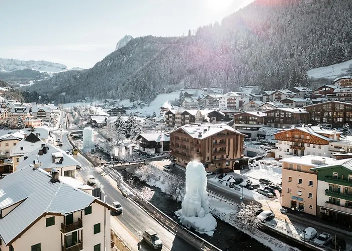 Hotel Cosmea 4 Stars - Your Dolomites Experience Ortisei